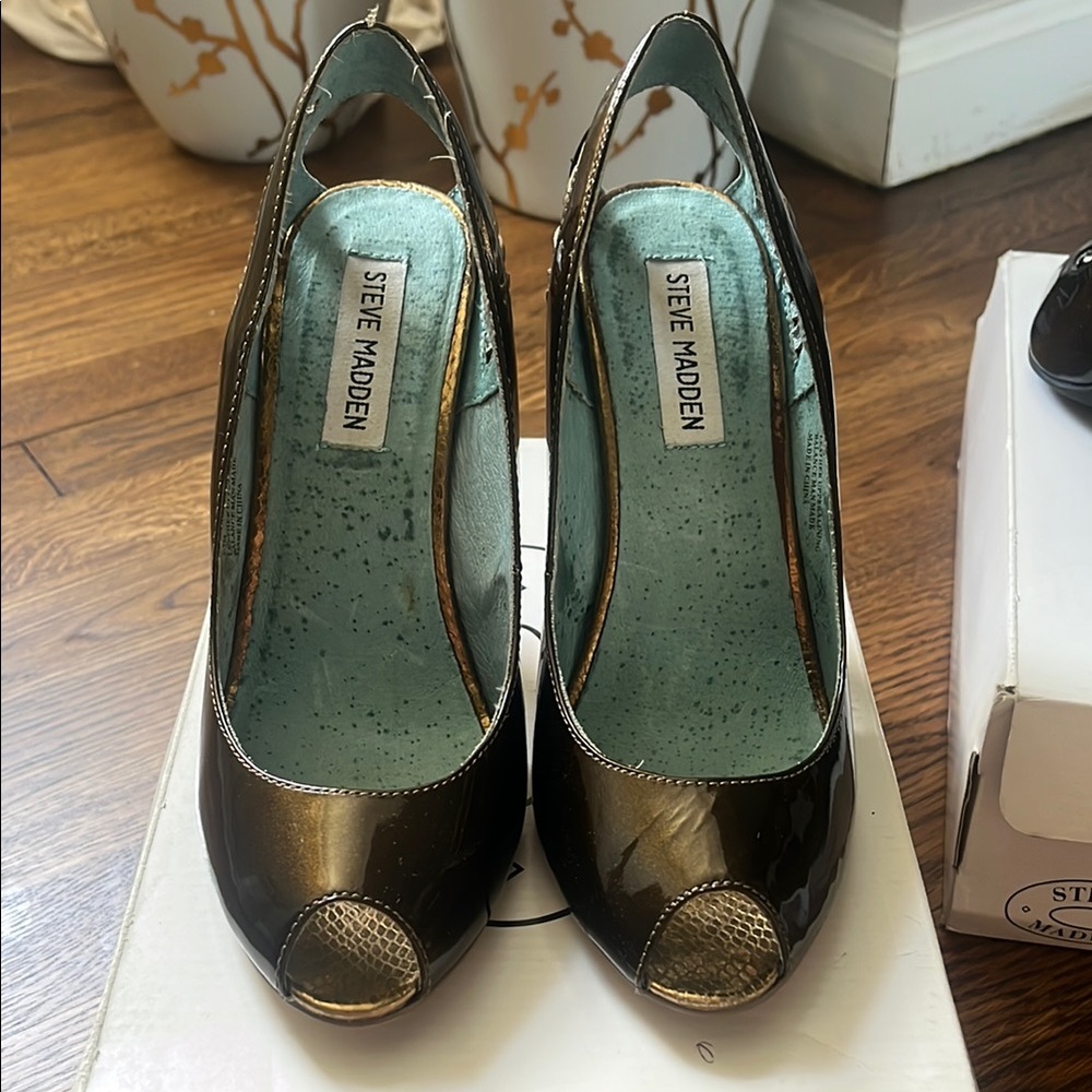 2 pairs of Steve Madden shoes Black and Gold Peep-Toe Heels